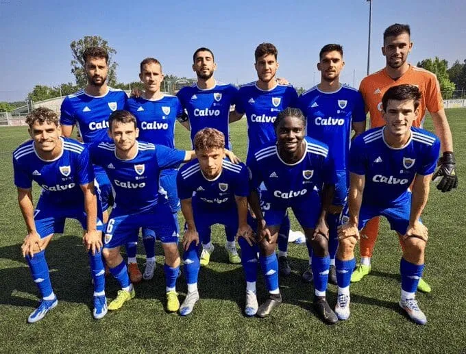 El Bergantiños sigue afinando en pretemporada tras superar al Estradense