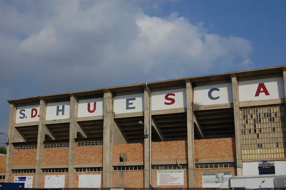 Huesca 1-2 Real Sociedad B: goles, resumen y un tropiezo que aprieta la permanencia