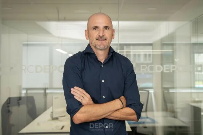 Golpe sobre la mesa en Riazor: el Dépor ata a Fernando Soriano hasta 2029 en plena lucha por el ascenso