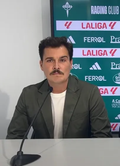 Álex Vázquez diseña el Racing que quiere ver en A Malata