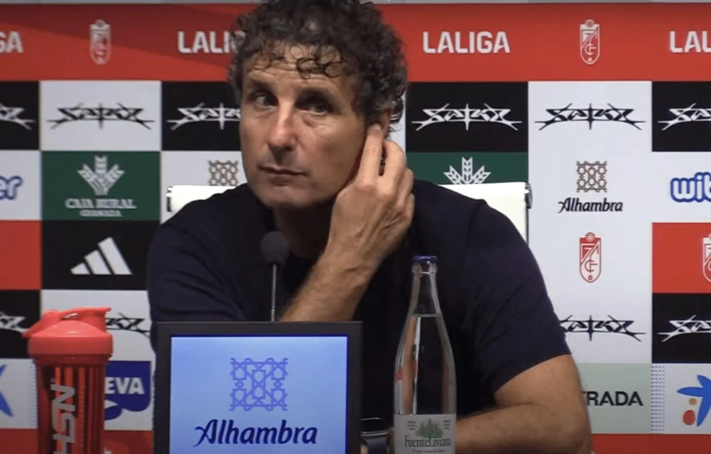 "Podían haber sido tres puntos o ninguno", el análisis de Idiakez tras el empate en Los Cármenes