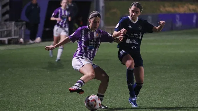 El Lóstrego roza la gesta, pero cae en el descuento ante el Real Valladolid Simancas (2-1)