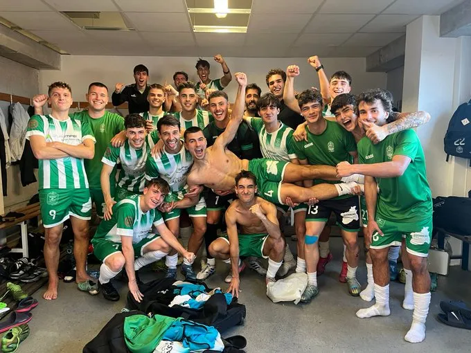 ⚽️ El Somozas arrasa en Cangas: golpe de realidad para un Alondras sin chispa (1-3)
