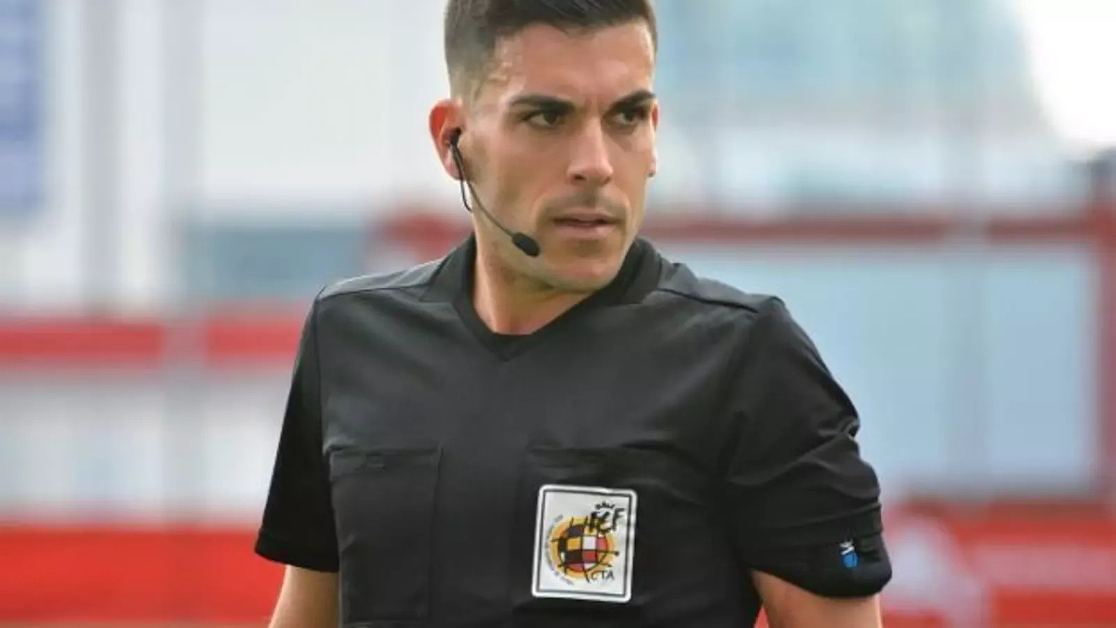🎯 Quién pita a quién en Primera Federación: árbitros, curiosidades y lo que puede marcar cada encuentro 📊