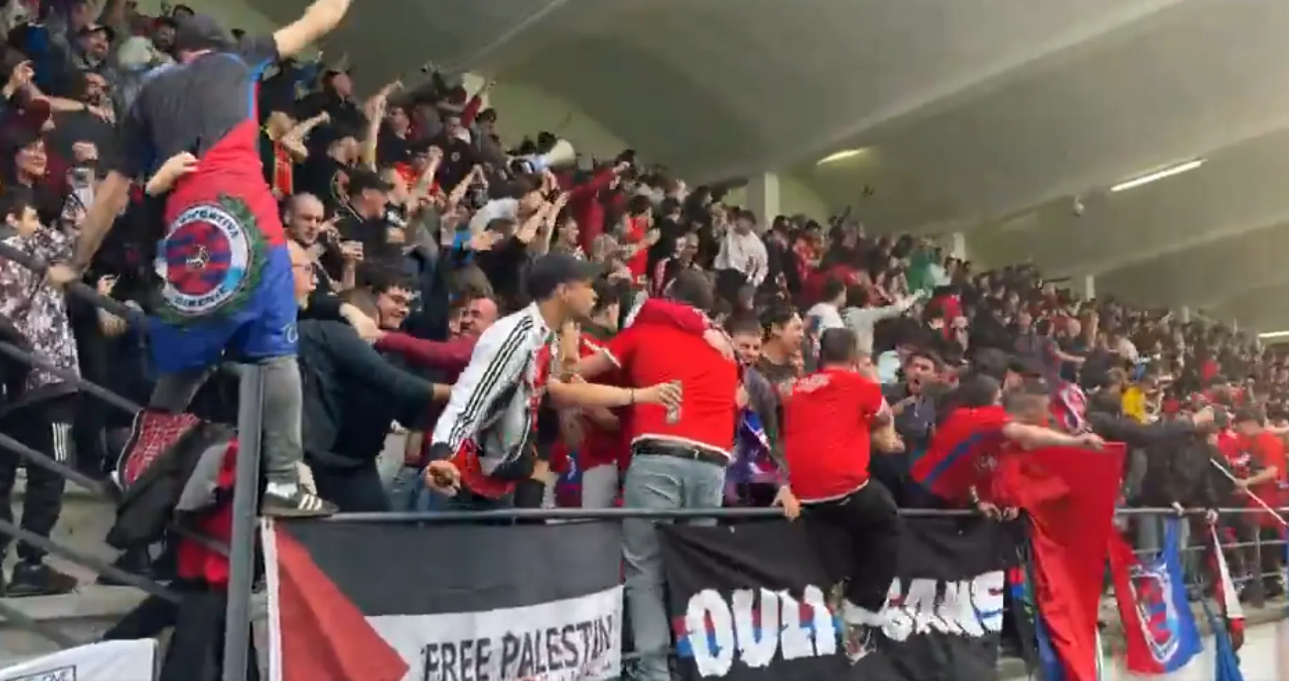 La UD Ourense roza el ascenso tras una épica remontada ante el Vilalbés (2-1)
