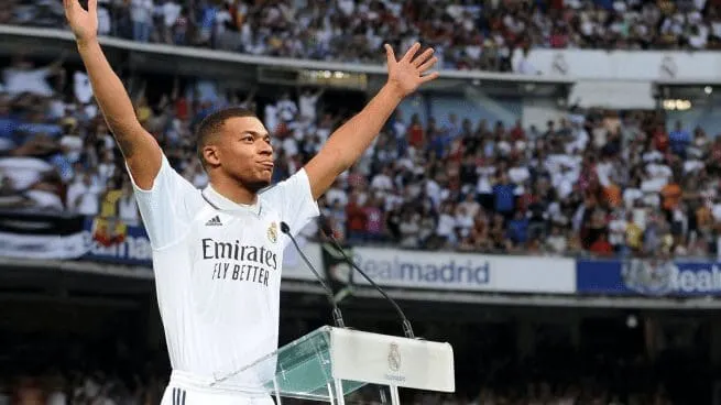 "Mbappé: ¿Qué pasa con la estrella del Madrid?"