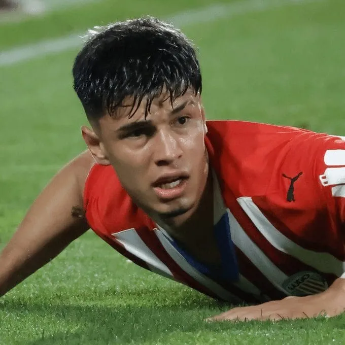 CD Lugo y Celaya FC rescinden la cesión de Fernando Lesme