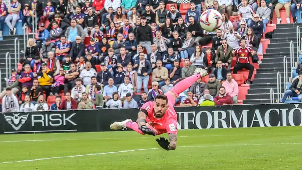 El guardameta gallego Ian Mackay firma por el CF Intercity