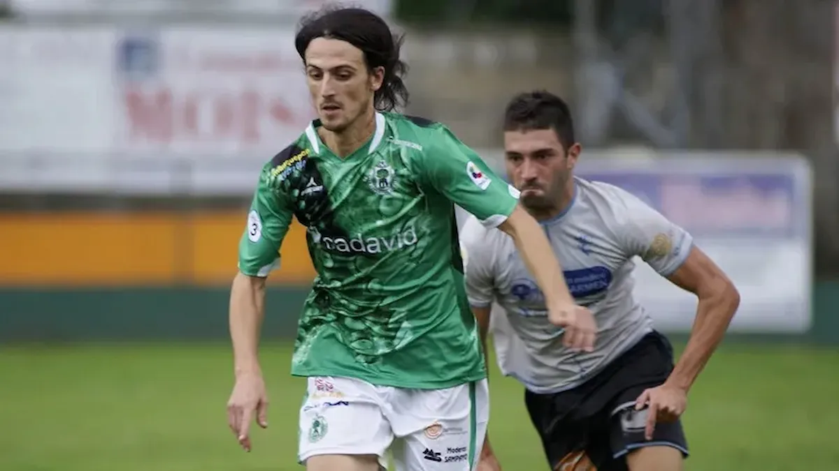 Adrián Padrón y UD Ourense: una vieja sanción complica el relevo de Carballo