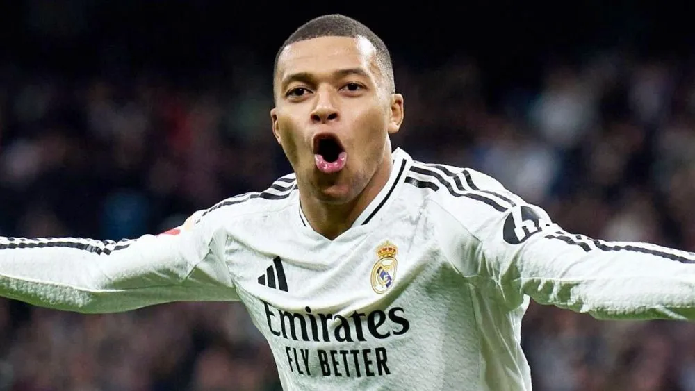 Mbappé desata la alarma en el Real Madrid: su bajo rendimiento apunta... ¡a una muela!