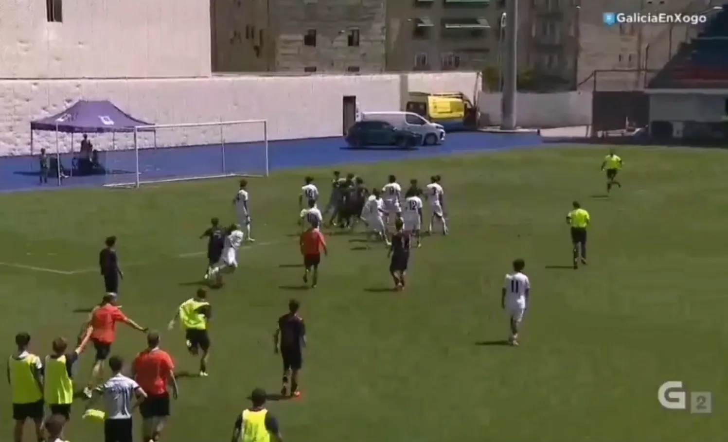 🔥¡Cadetes del Celta y Madrid acaban a puñetazos en plena final! 🥊😱