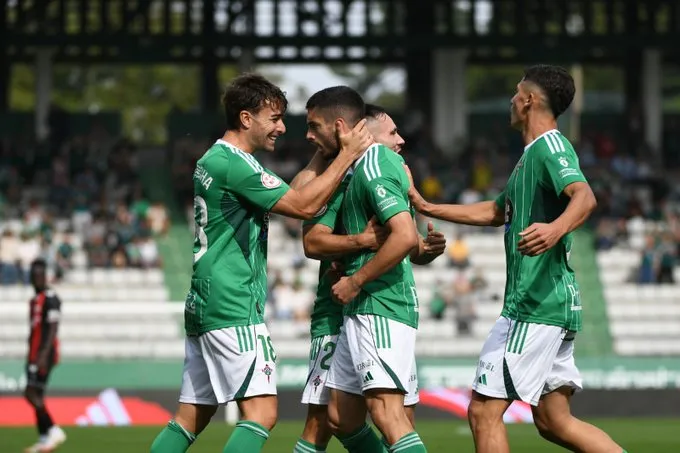 El Racing de Ferrol se juega media temporada en A Malata: todo o nada ante el Barakaldo