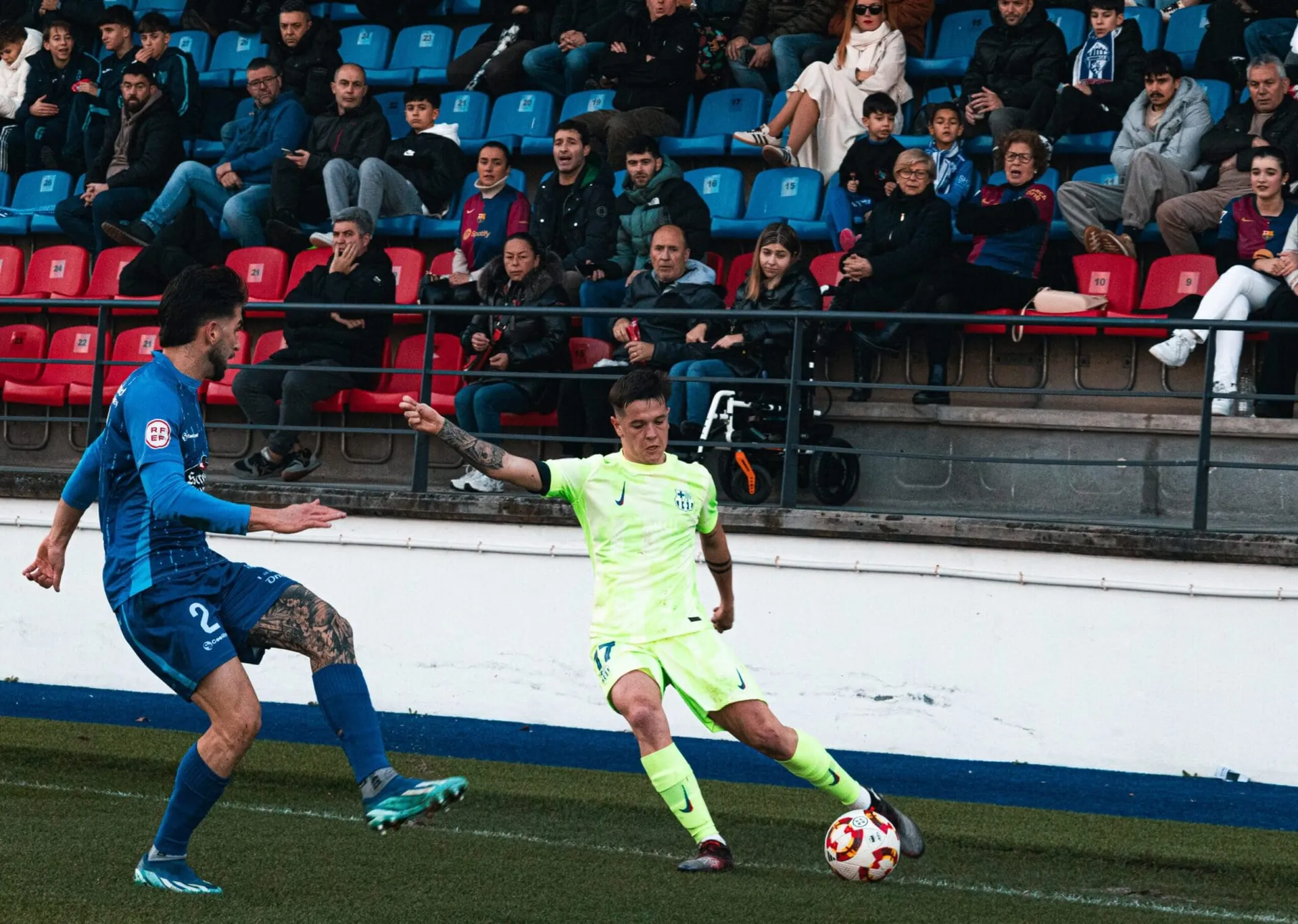 El Ourense CF rescata un punto ante el Barça B en el descuento