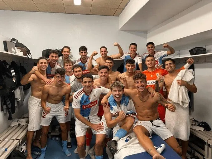 Victoria del Compostela por 0-1 ante el Vimenor para avanzar en la Copa RFEF