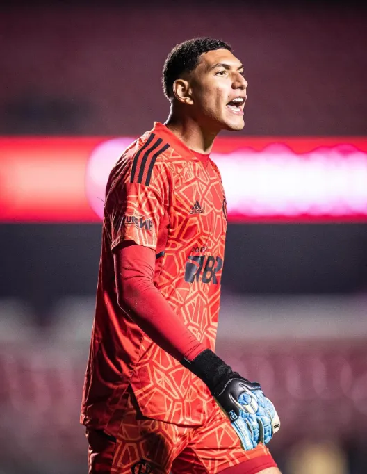 ⚠️ A un paso del Celta: Caio Barone, la joya brasileña del Flamengo que ya tiene un pie en Vigo 🇧🇷🧤