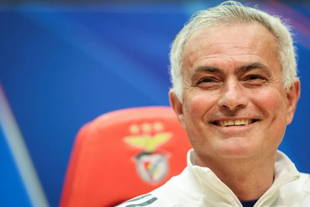 BOMBA EN EL BERNABÉU: Mourinho vuelve a escena y sacude el casting del Real Madrid