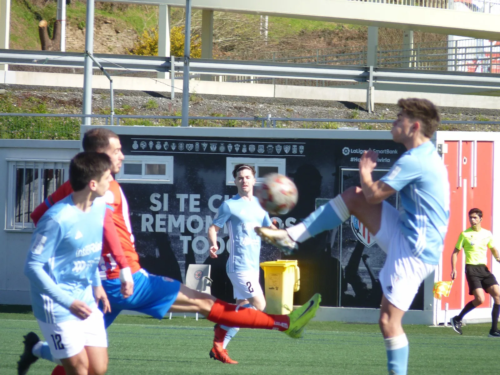 Antón desata la fiesta en A Cheda y el Polvorín suma tres puntos de oro ante un combativo Villalonga