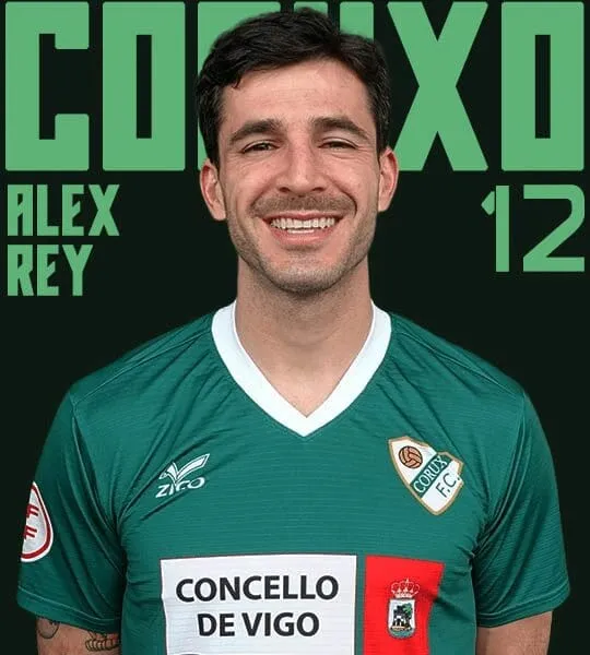 Álex (Coruxo), rey del gol, rey de las tarjetas