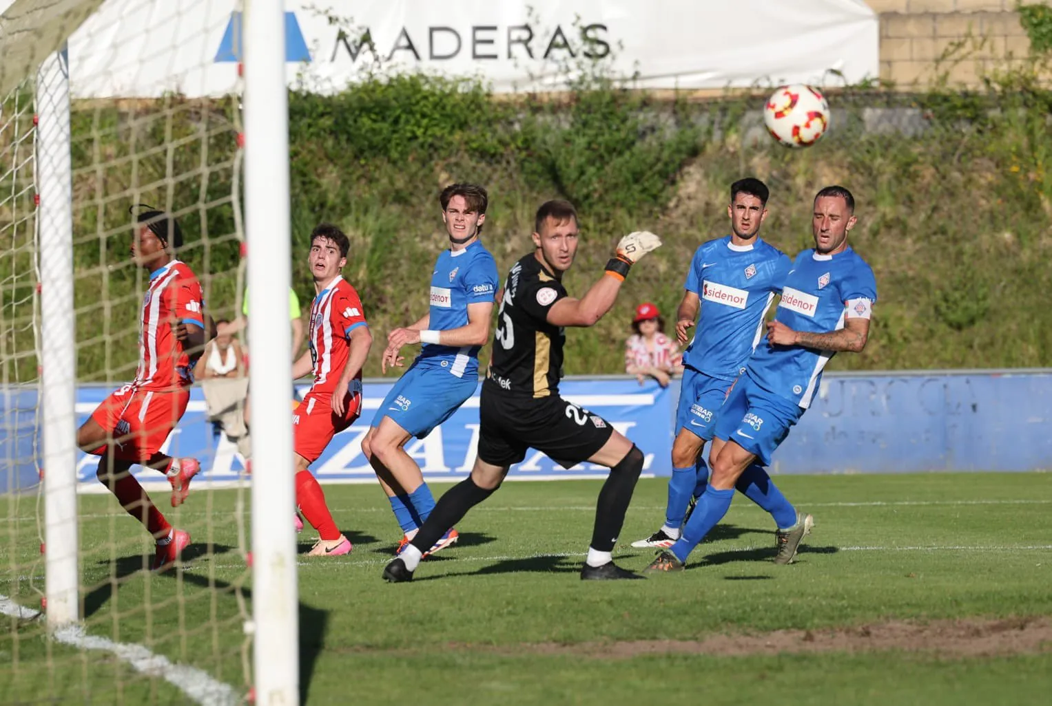 La derrota más dulce no desciende al Lugo en una pésima temporada