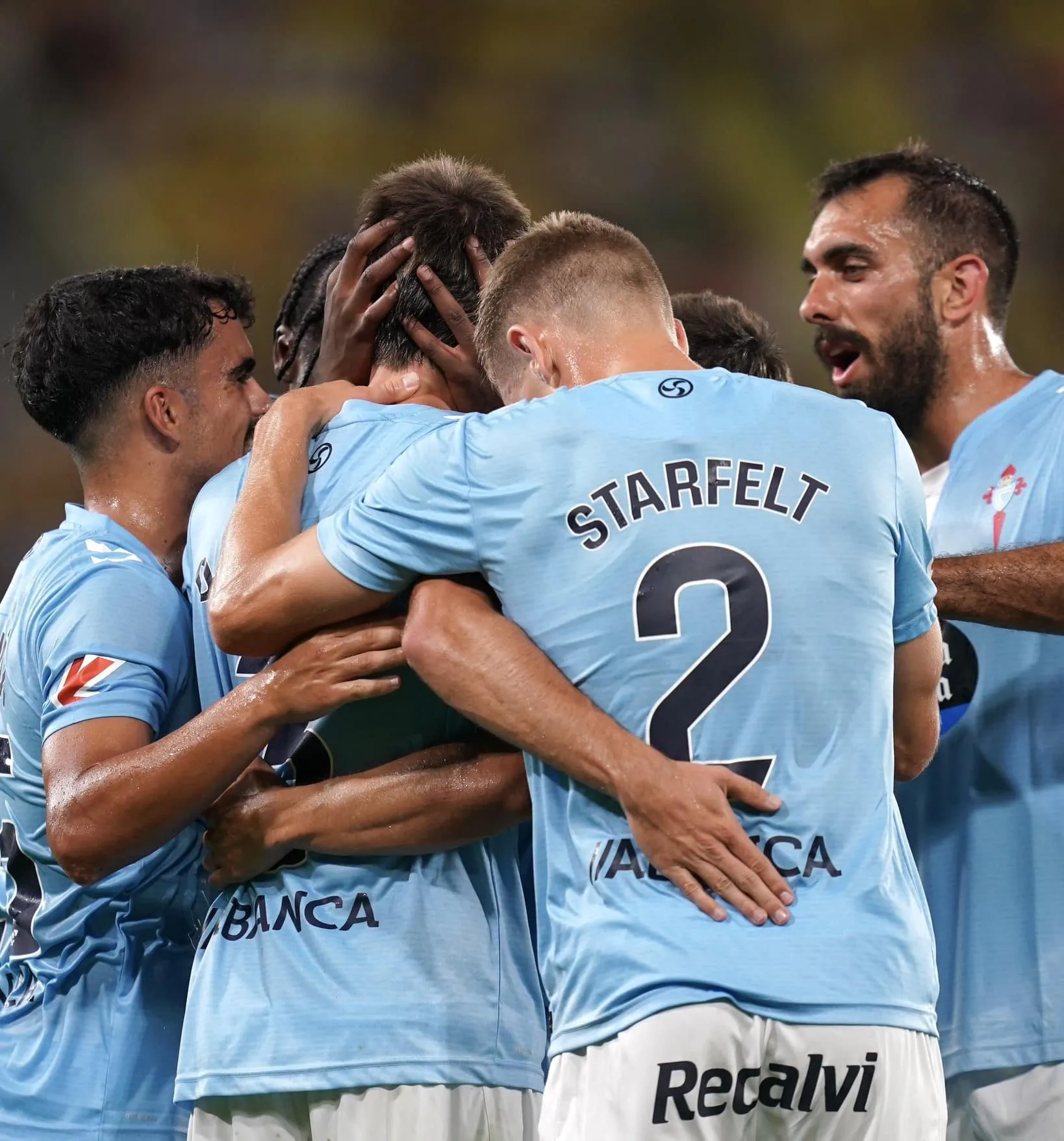 El Celta pierde el liderato en una oda al fútbol