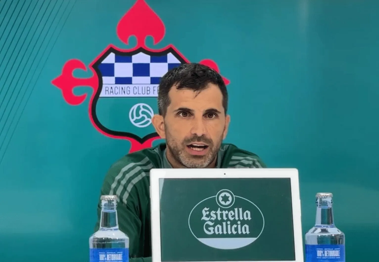 Álex López enciende la "Guerra de las 42 jornadas": "Ambición absoluta, no tenemos otra mentalidad"