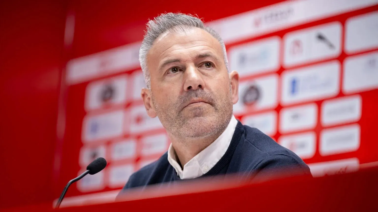 Terremoto en el CD Lugo:  El director deportivo Roberto Sáez sale del club tras una reunión con el presidente Tino Saqués