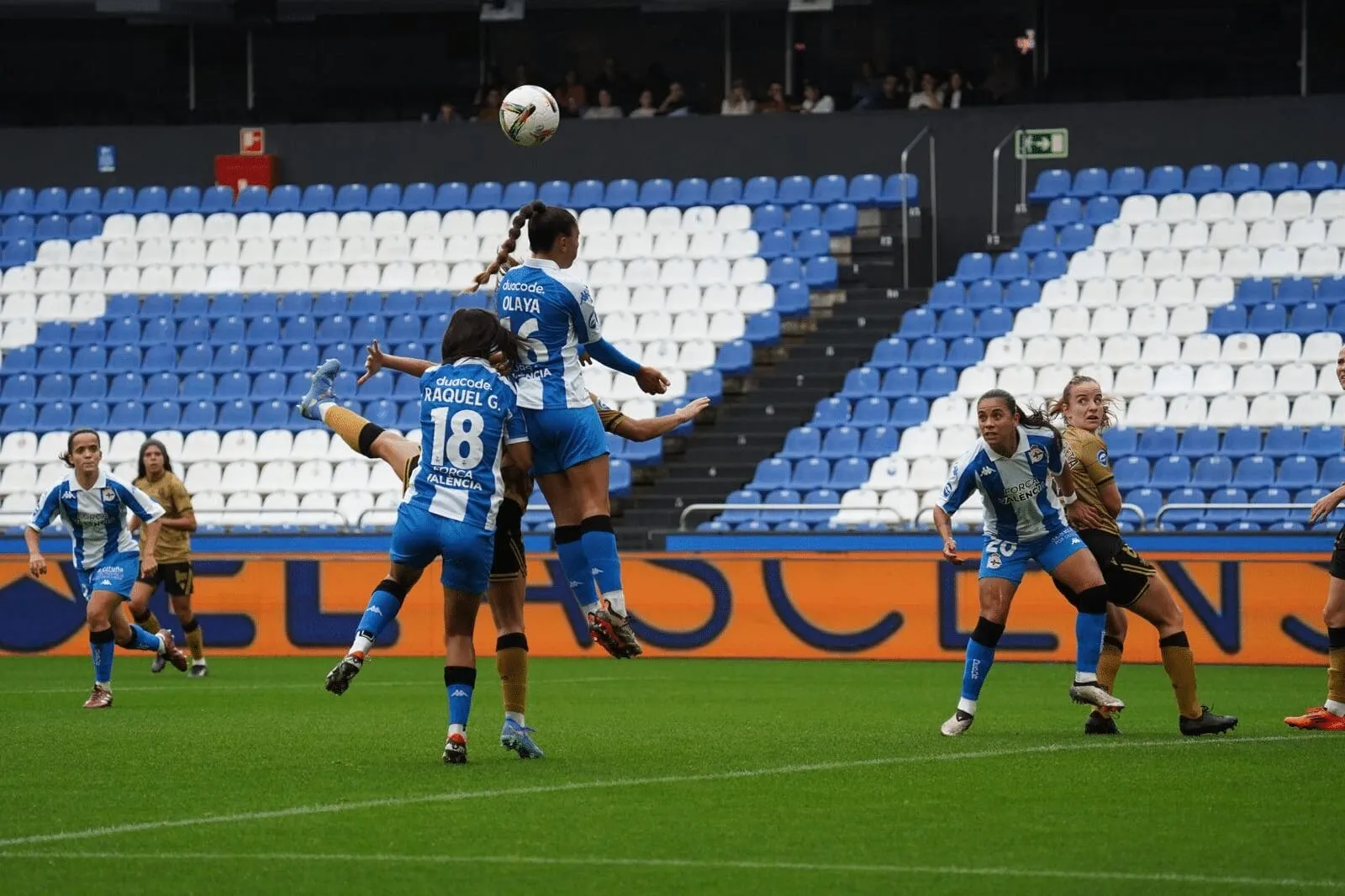 Gol fantasma y polémica en Riazor: el Deportivo pierde un empate merecido ante la Real Sociedad