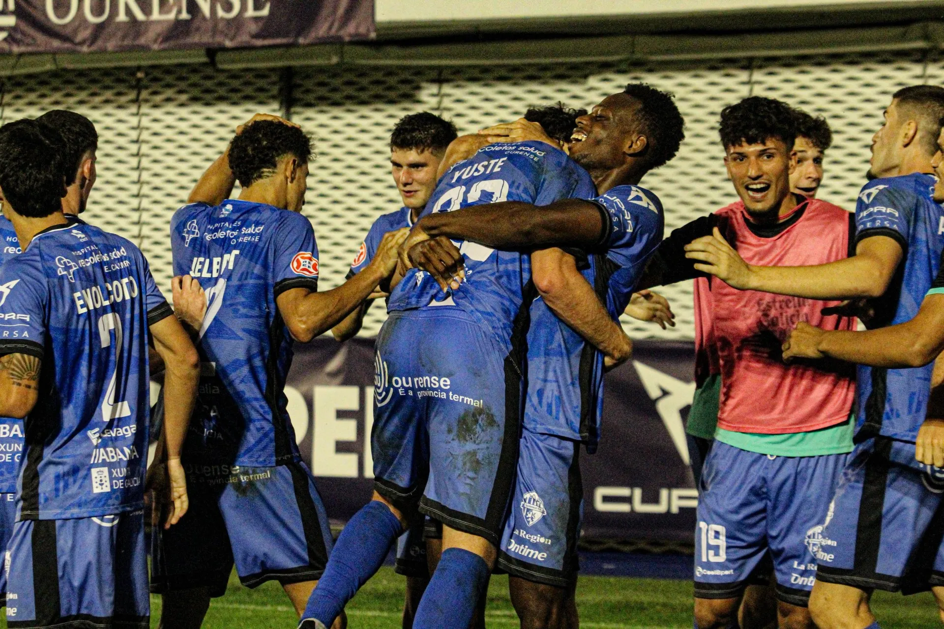 ⚡️¡O Couto estalla! Remontada épica del Ourense CF en el 90+ 💥⚽️