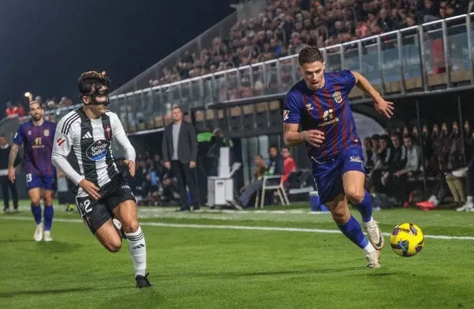"El Racing, estancado en la ineficacia: otro empate sin goles prolonga la sequía"