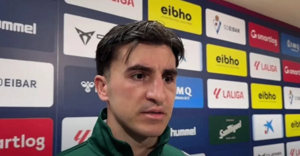 'Tenemos que apretar los dientes', declara Aitor Buñuel" tras la derrota del Racing de Ferrol en Ipurua