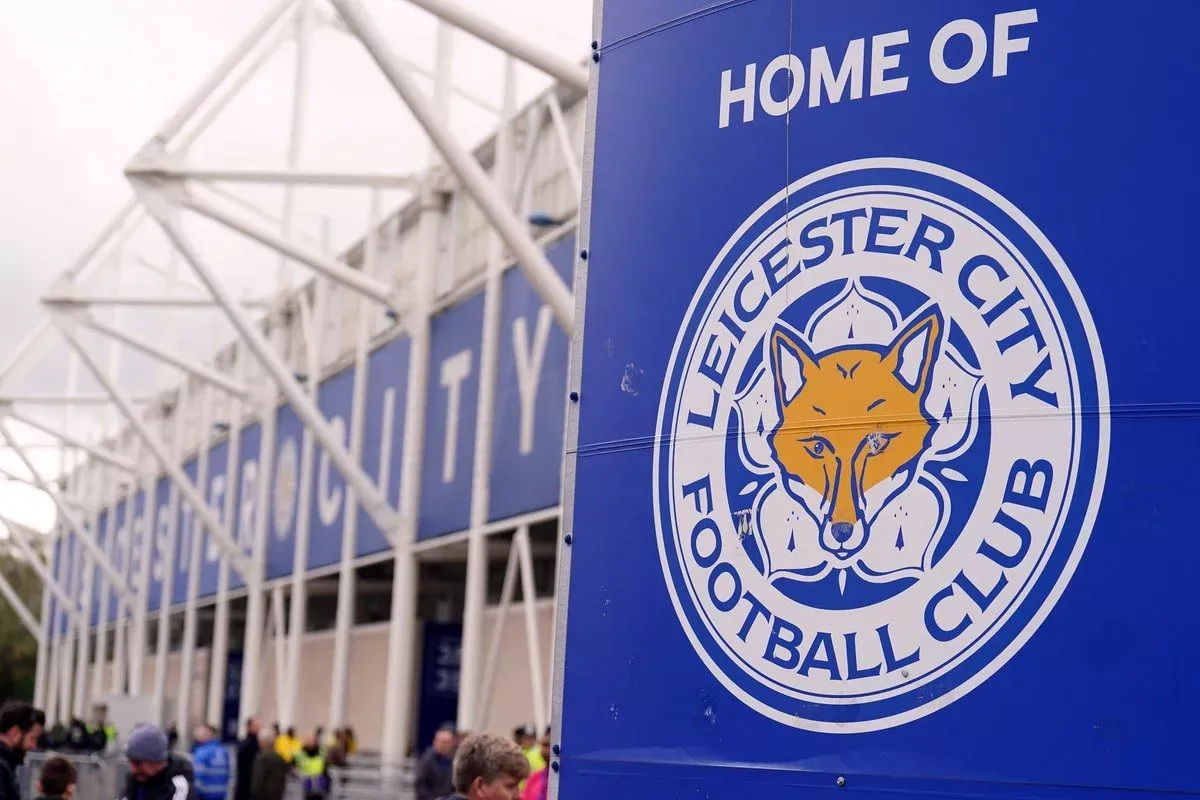 Del ESCÁNDALO SEXUAL al CIELO de la Premier: el sucio verano que cambió al Leicester para siempre 🔥🦊