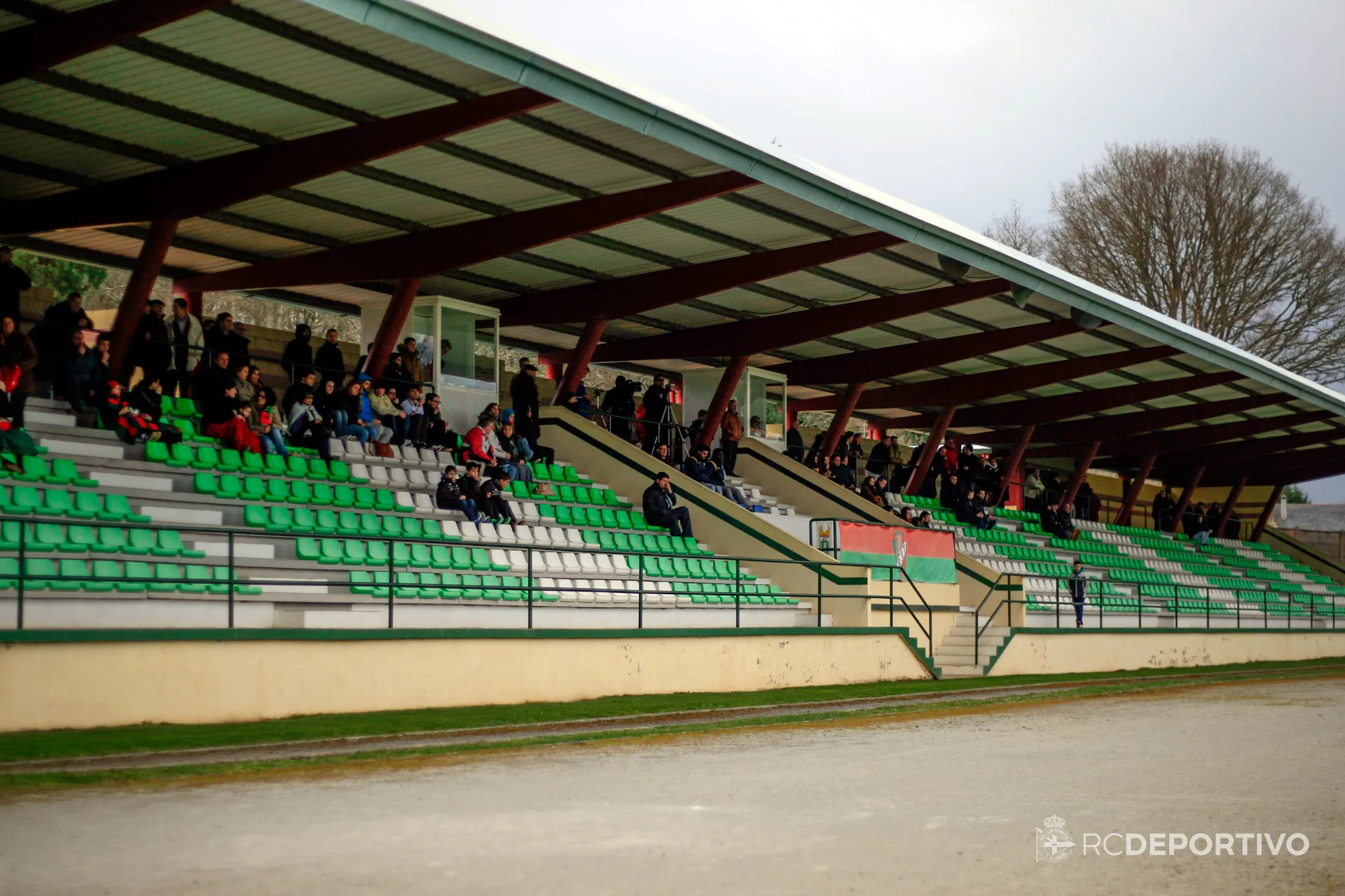 El Racing Villalbés frustra al Compostela en el último suspiro (2-2) 💚⚽
