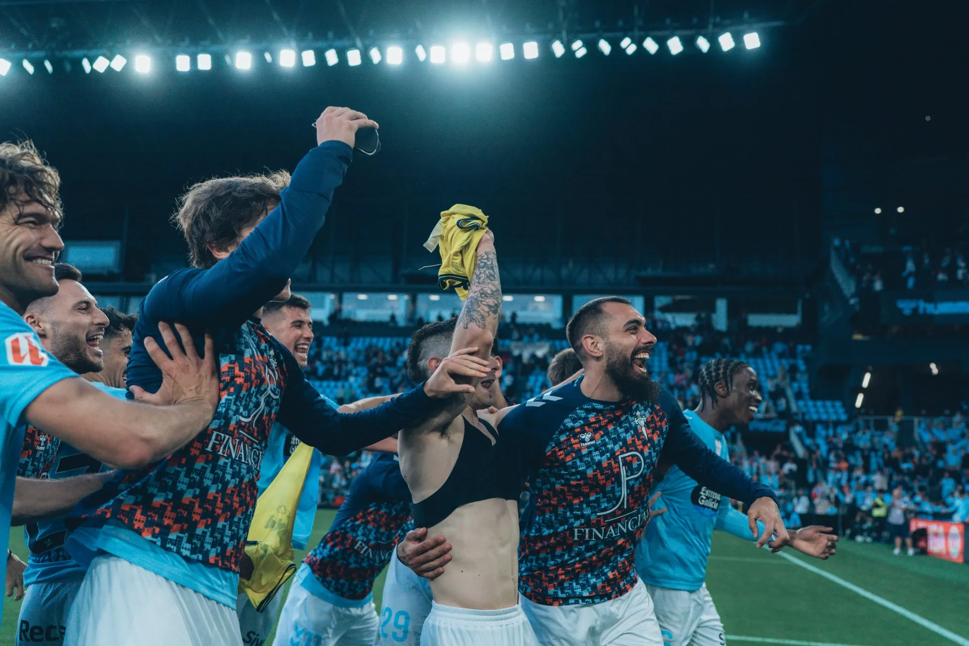 El Celta se exhibe, golea y sueña con Europa