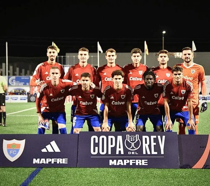 El Bergantiños planta cara y pone contra las cuerdas al Marbella en la Copa