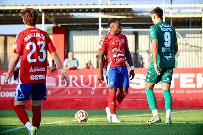 El nuevo Arenteiro pelea hasta el final pero se estrena con derrota en Tarazona