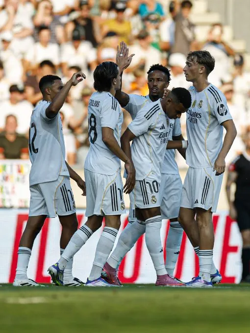 🔥 Mbappé enciende la pretemporada: doblete y exhibición blanca en Austria 🇫🇷⚽ VIDEO-GOLES