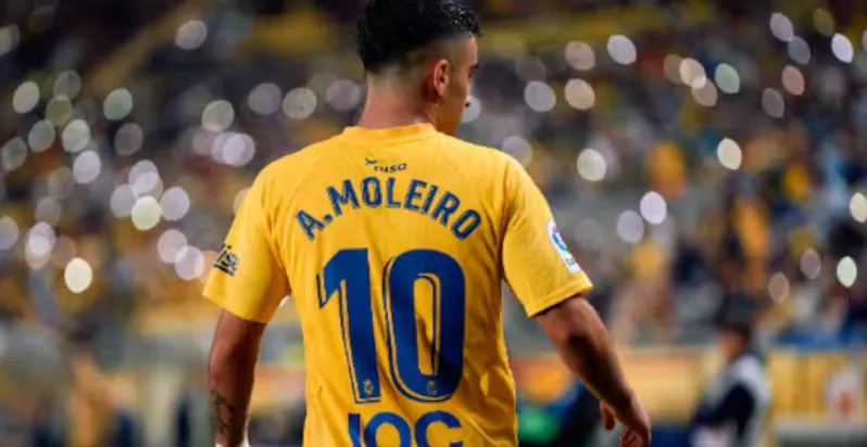🔥 ¡El Celta mete 14 millones por Moleiro y dinamita el mercado! El Villarreal, contra las cuerdas 😱