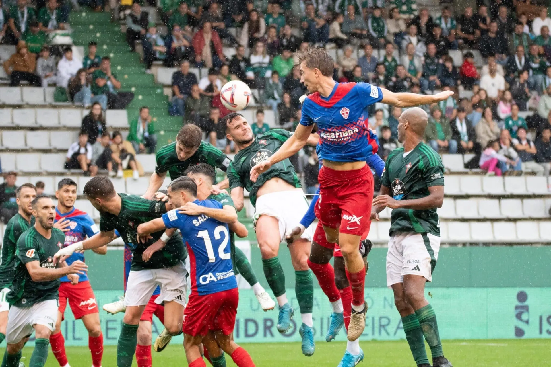 Racing Ferrol celebra su 105 aniversario con su primera victoria de la temporada