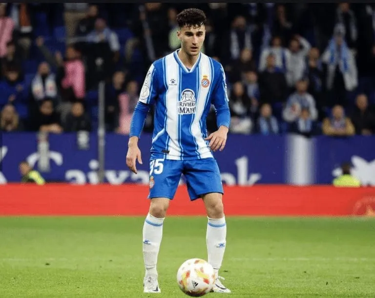Importante refuerzo para el CD Lugo: Roger Martínez llega cedido desde el RCD Espanyol