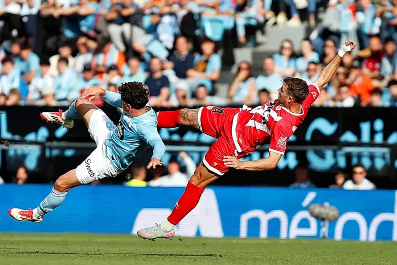 Hugo Burcio aprieta a Giráldez: el Celta debe decidir entre el primer equipo y el filial