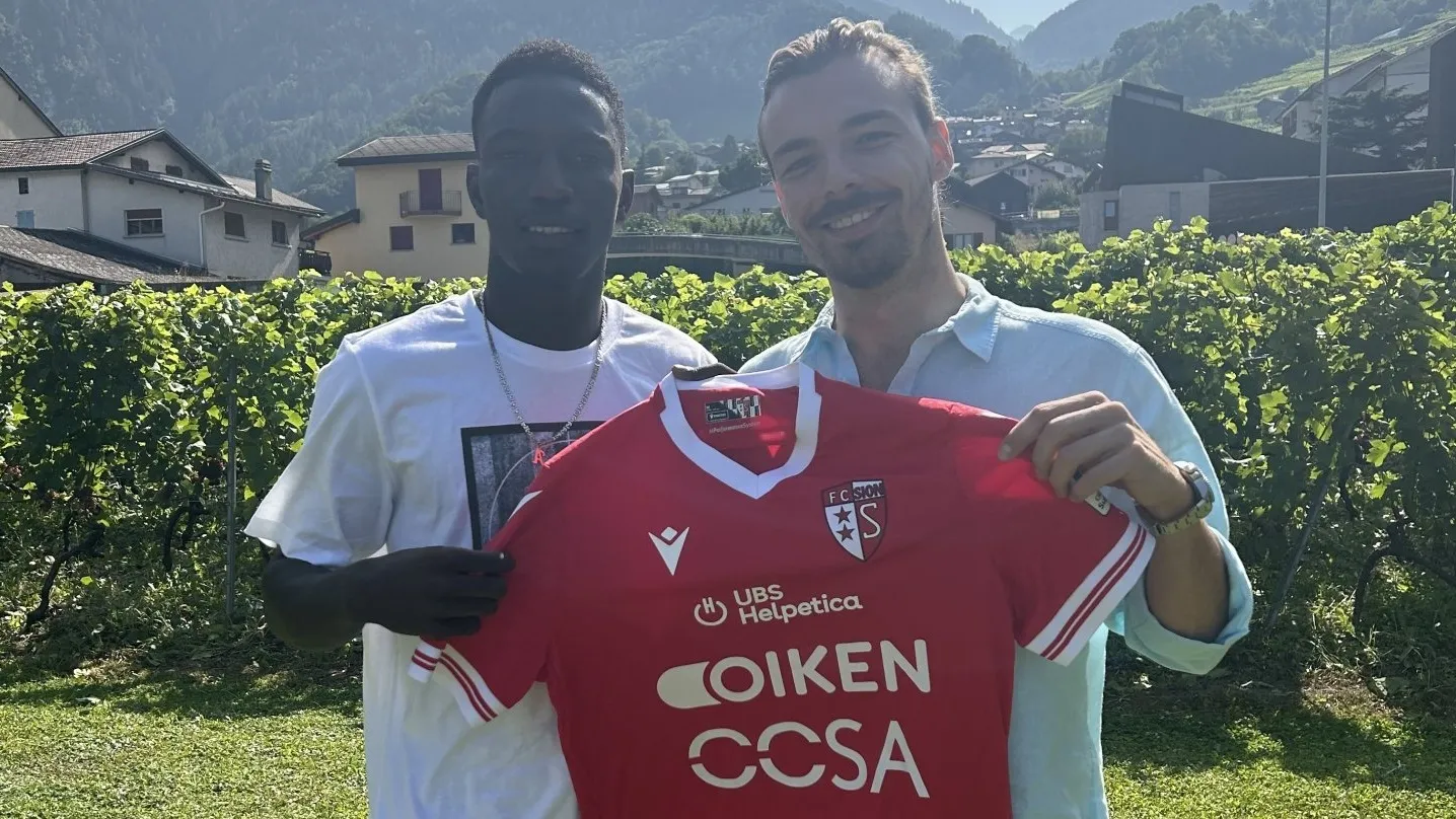 Pontevedra CF: Gaye asoma la cabeza tras tres semanas de cuarentena administrativa