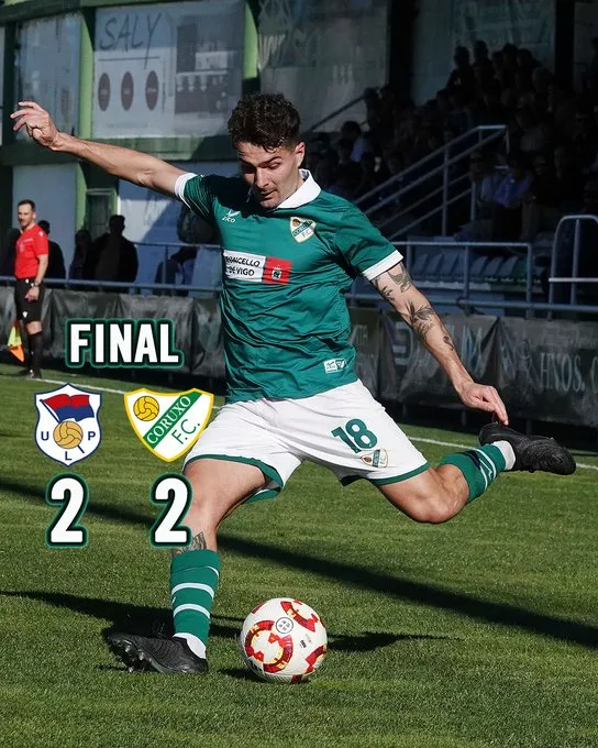 El Coruxo remonta en el descuento y araña un punto de oro ante el Langreo (2-2)