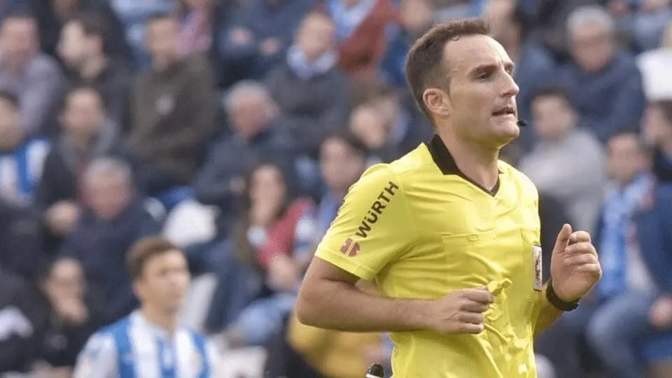 Arcediano Monescillo, primerizo con el Racing, para el derbi con el Deportivo