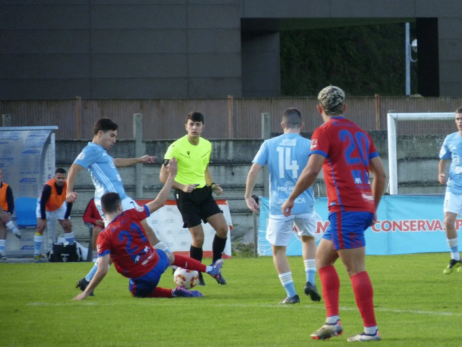 Alerta meteorológica obliga a suspender el Villalonga FC - Betanzos CF: la Federación fija nueva fecha