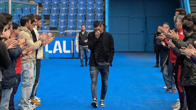"Traición y abandono: La dura confesión de Lucas Pérez que sacude el fútbol español"