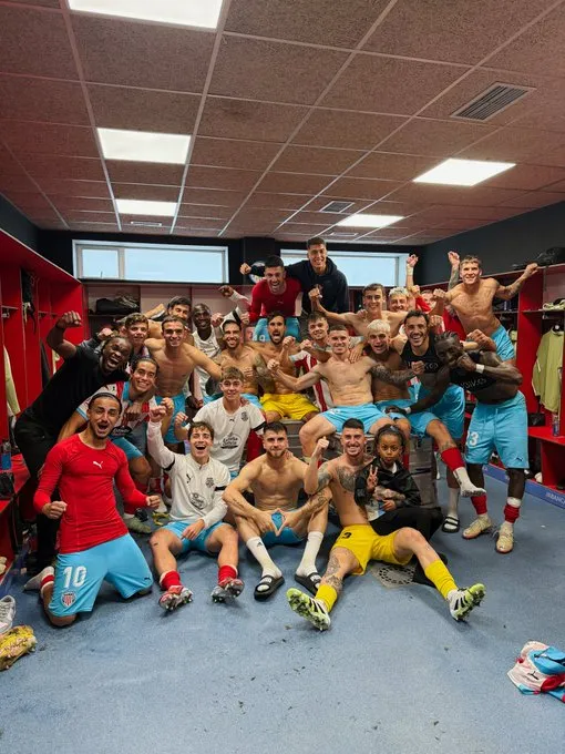 💥 El Lugo respira con un triunfo de fe ante el Cacereño (1-0)