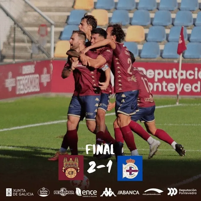Victoria agónica del Pontevedra que resucita en el derbi con un gol de oro en el descuento