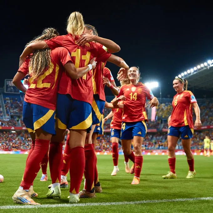 🔥 España desata su artillería para la final de la Nations League Femenina: Edna Imade irrumpe en la lista de Sonia Bermúdez 🔥