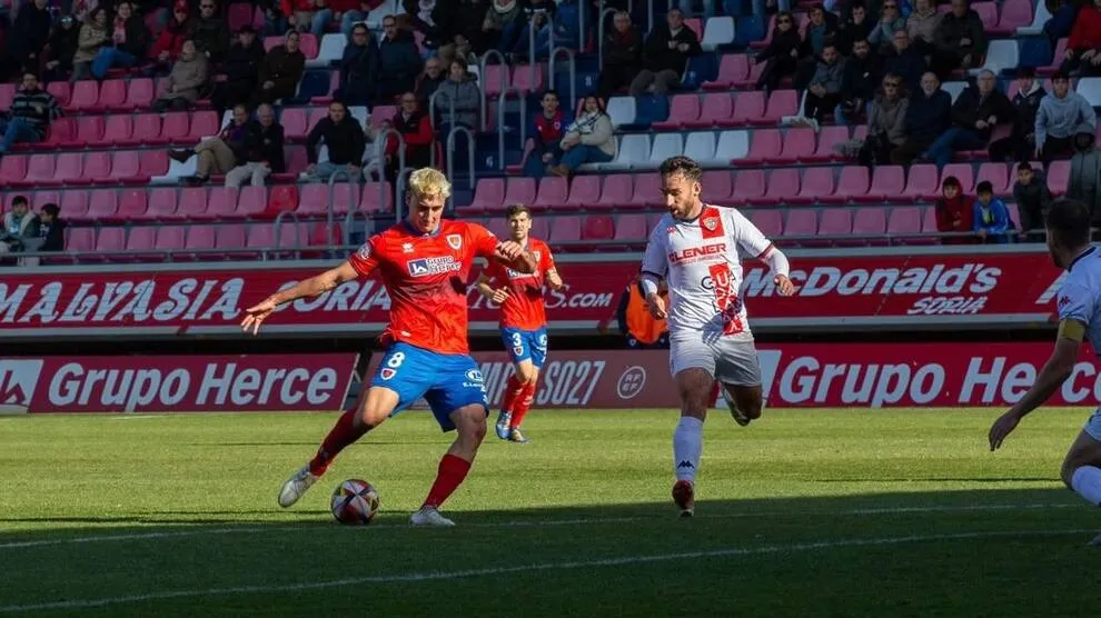 🔥 Fichaje con morbo: Alain Ribeiro deja al enemigo y se une al nuevo Pontevedra