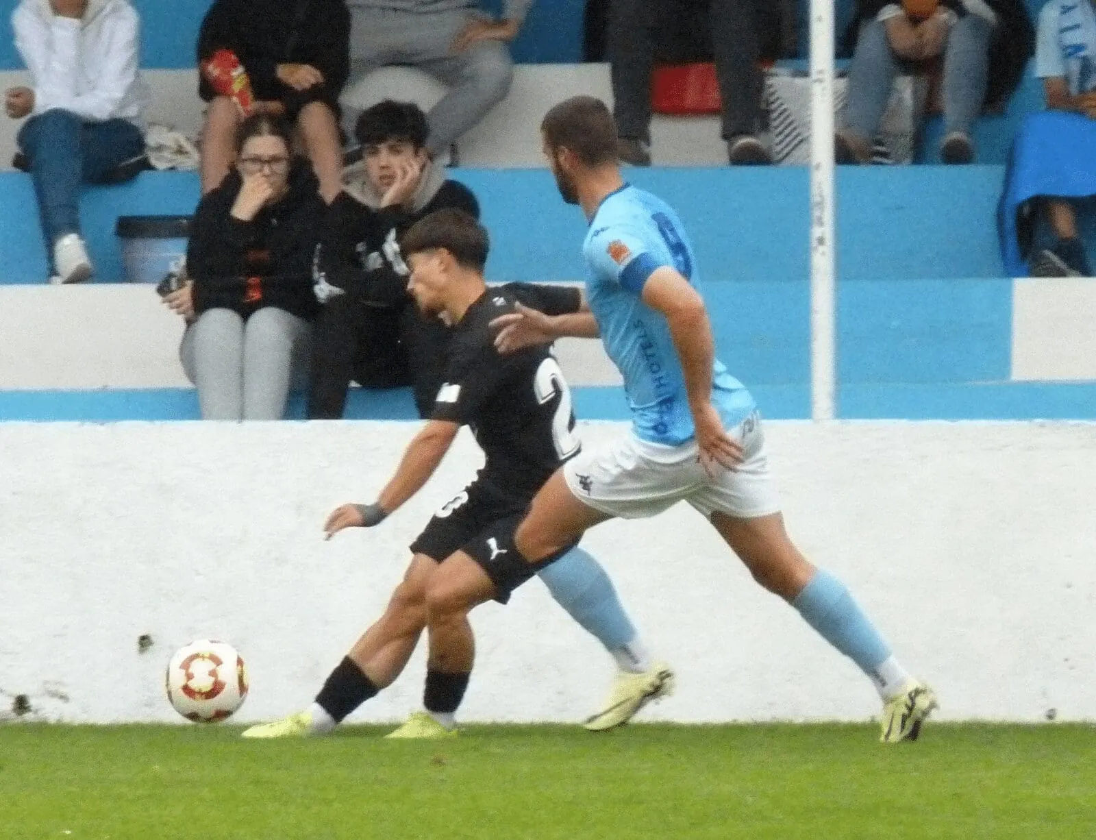 El Lugo impone la lógica, pero solo gana por la mínima en Viveiro